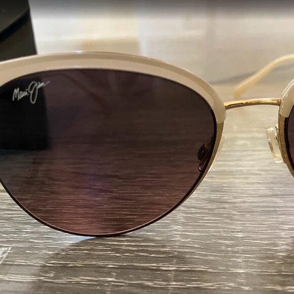 Maui Jim Olili-330 sunglasses - Picture 3 of 11